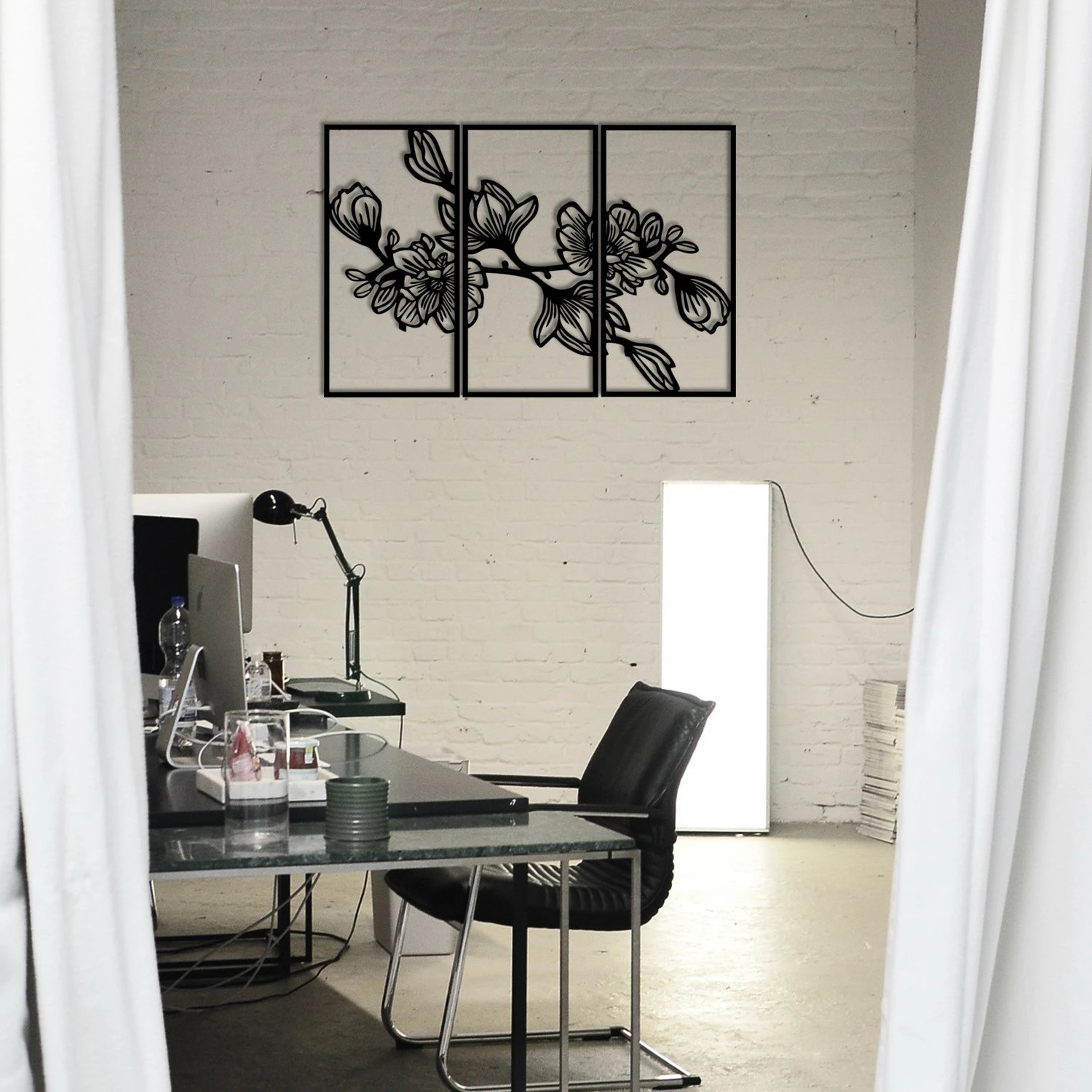 Aksesor dekorativ metalik për mur, Wallity, Utopya, ngjyrë e zezë, 98x65cm