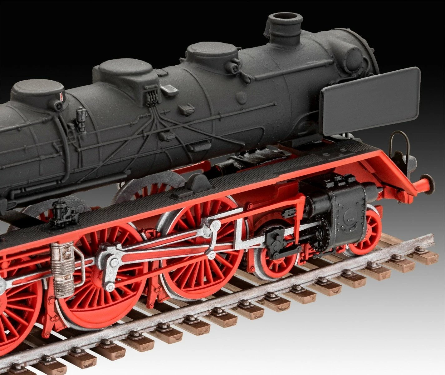 Model plastik i trenit Revell BR03, 1:87, 136 pjesë, i zi/kuq