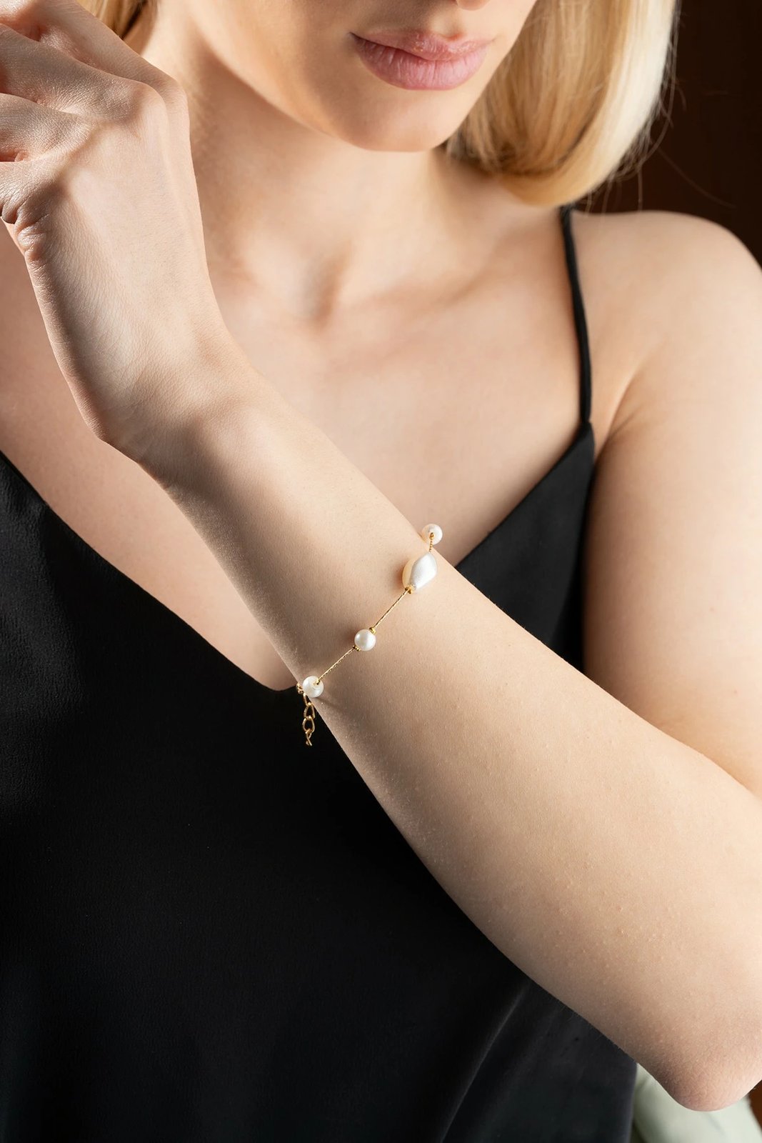 Byzylyk Jumeon, B238801, ngjyrë ari dhe e bardhë