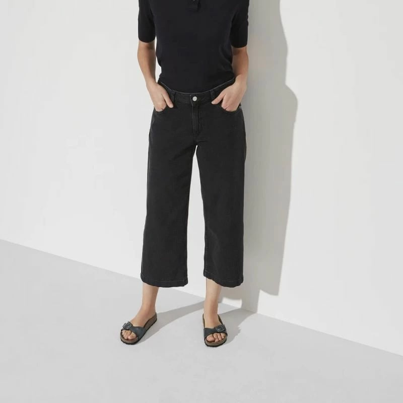 Flip-flop Birkenstock për femra dhe meshkuj, të zeza Flip-flop Birkenstock për femra dhe meshkuj, të zeza
