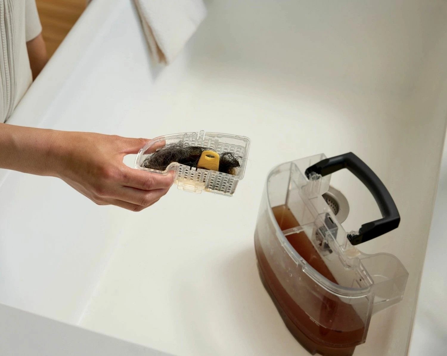 Kasë pastrimi Shark StainStriker HairPro PX250EUT, pa qese, me bateri, argjendtë