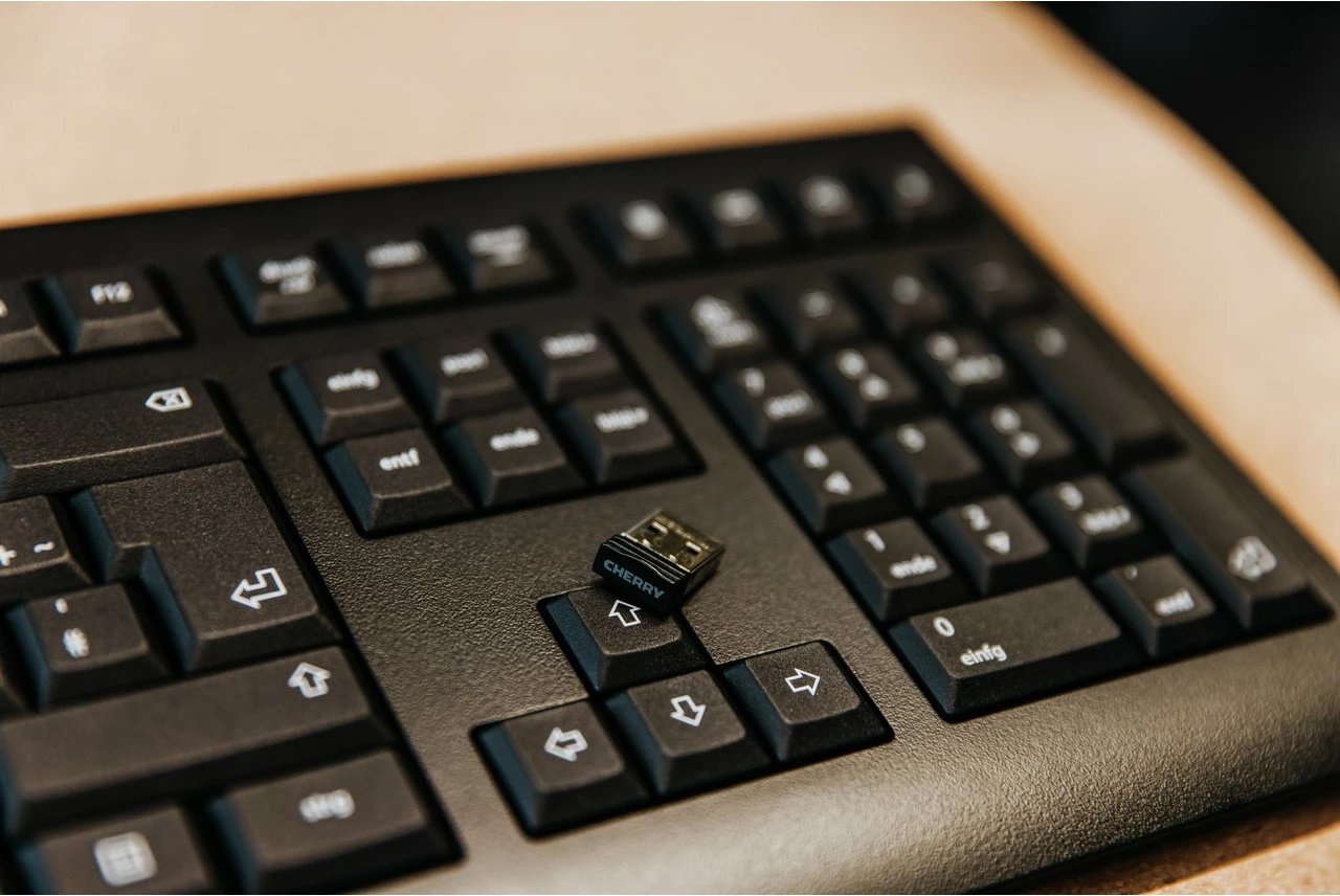 Tastierë Cherry KW 3000, Full-size, Wireless, QWERTY, E zezë