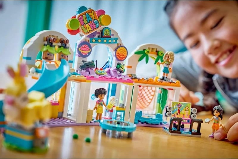 Lodra ndërtimi Lego për fëmijë Friends Indoor Playground