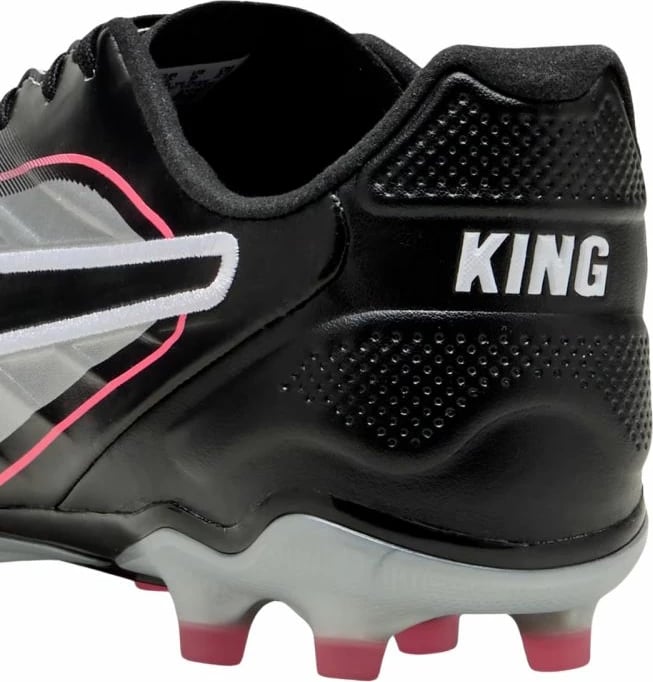 Atlete futbolli Puma për meshkuj