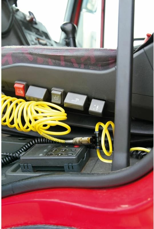 Konektor Ajri T-1 Ø6mm Kamioni