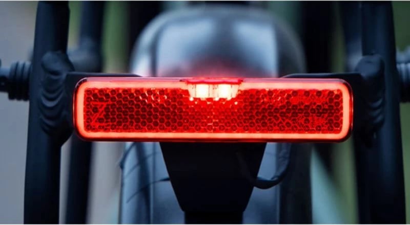 Dritë e pasme për biçikletë elektrike Sigma