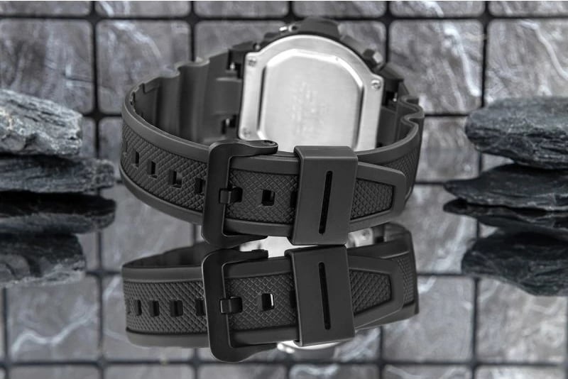 Orë dore për meshkuj CASIO, e zezë