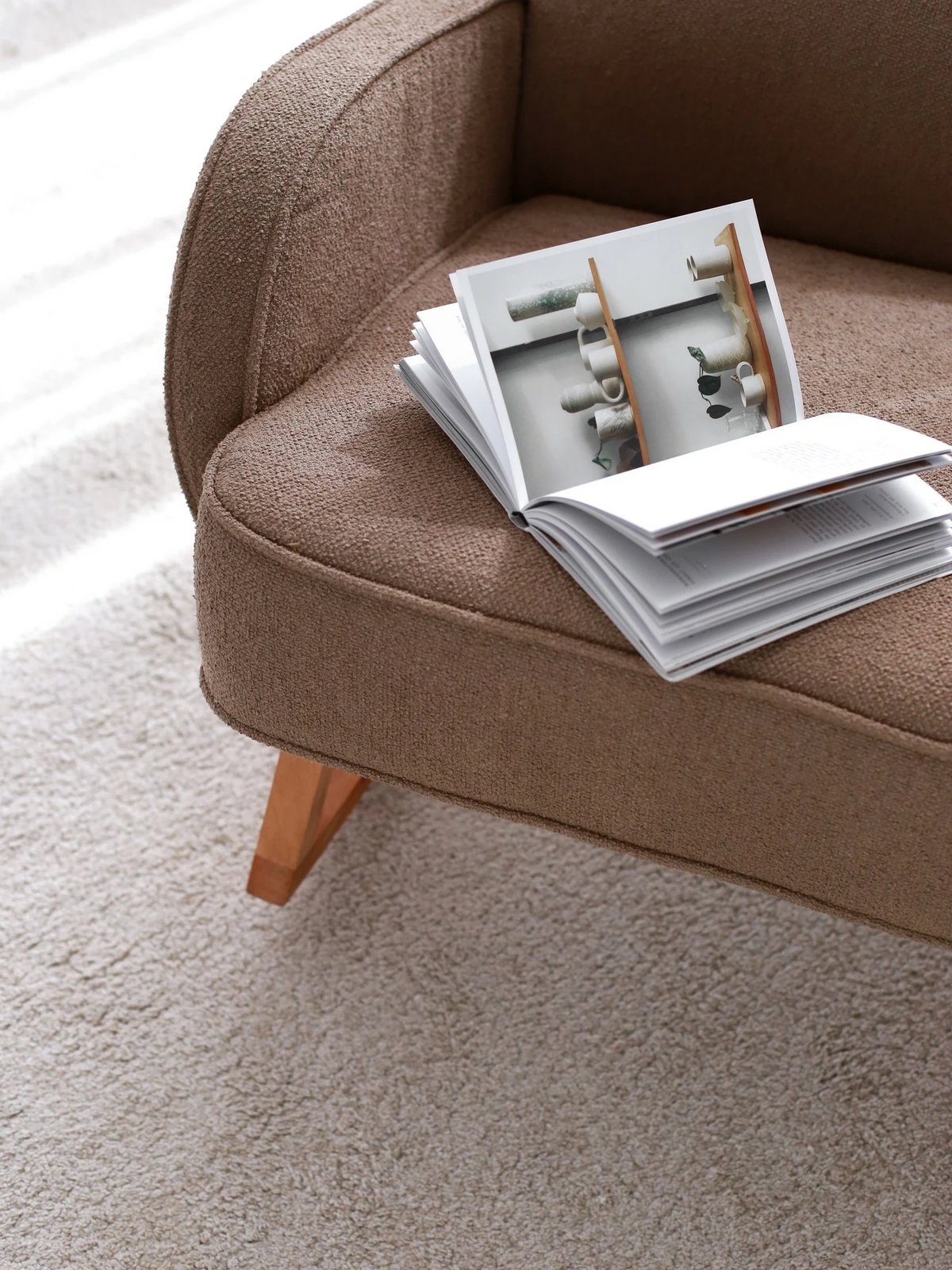 Karrige krahu Yoko, kadife korduroj, kafe