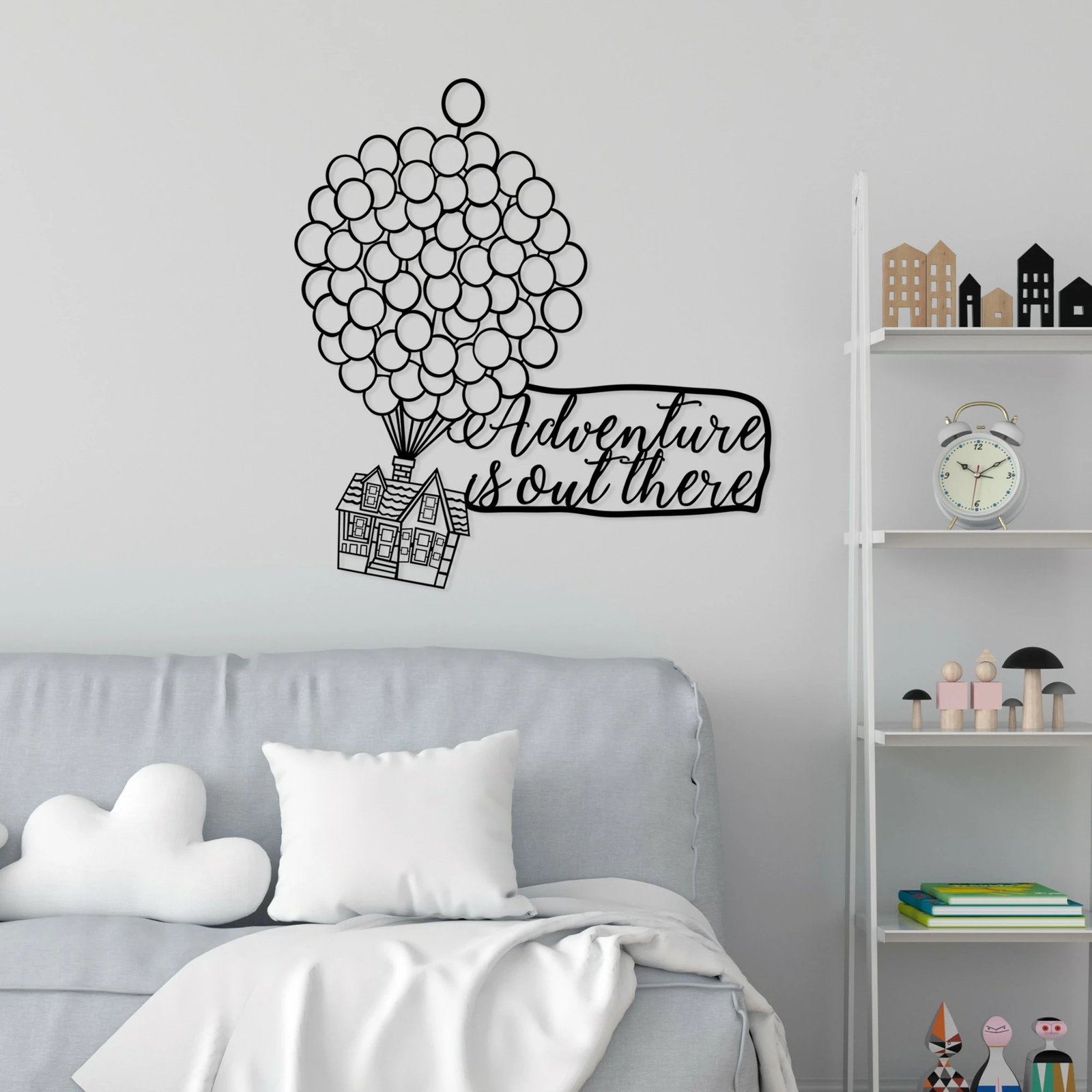 Aksesor dekorativ metalik për mur, Adventure Is Out There, ngjyrë e zezë, 65x70cm