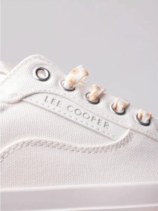 Atlete për femra Lee Cooper, të bardha Atlete për femra Lee Cooper, të bardha