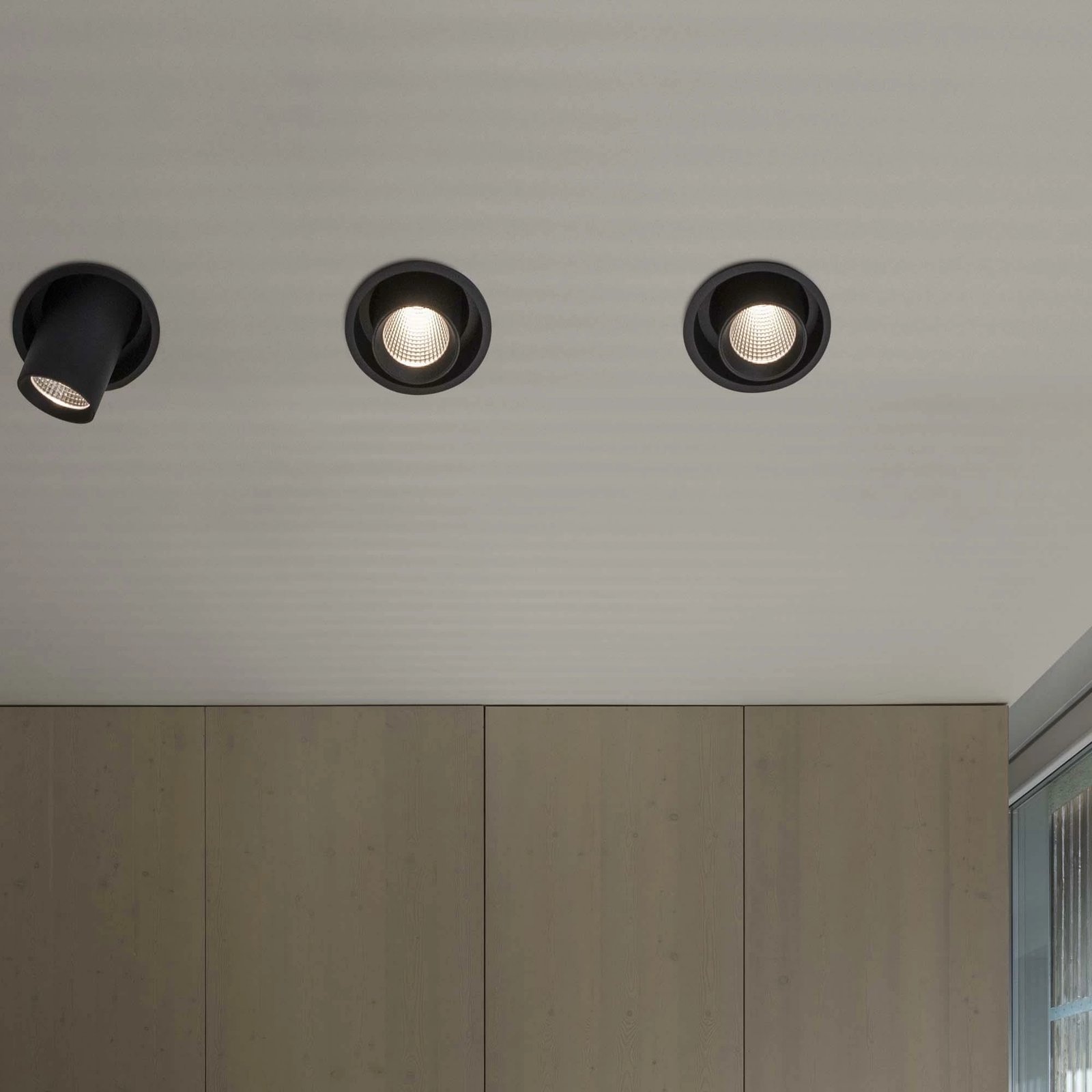 Ndriçues të integruar në tavan Nova fi 12w 3000k