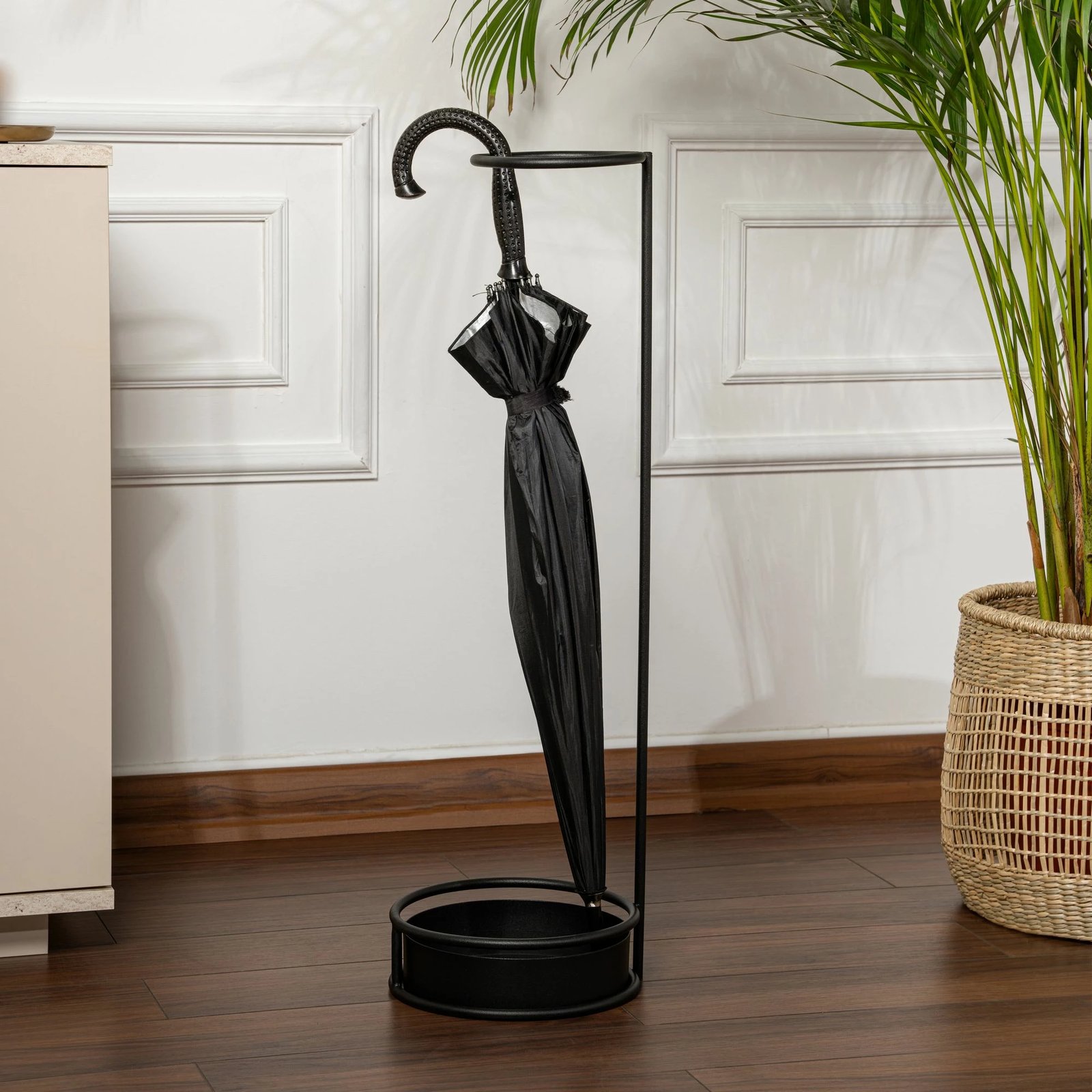 Stendë për ombrella, metalike, e zezë, Evila Originals, 22x22x75cm