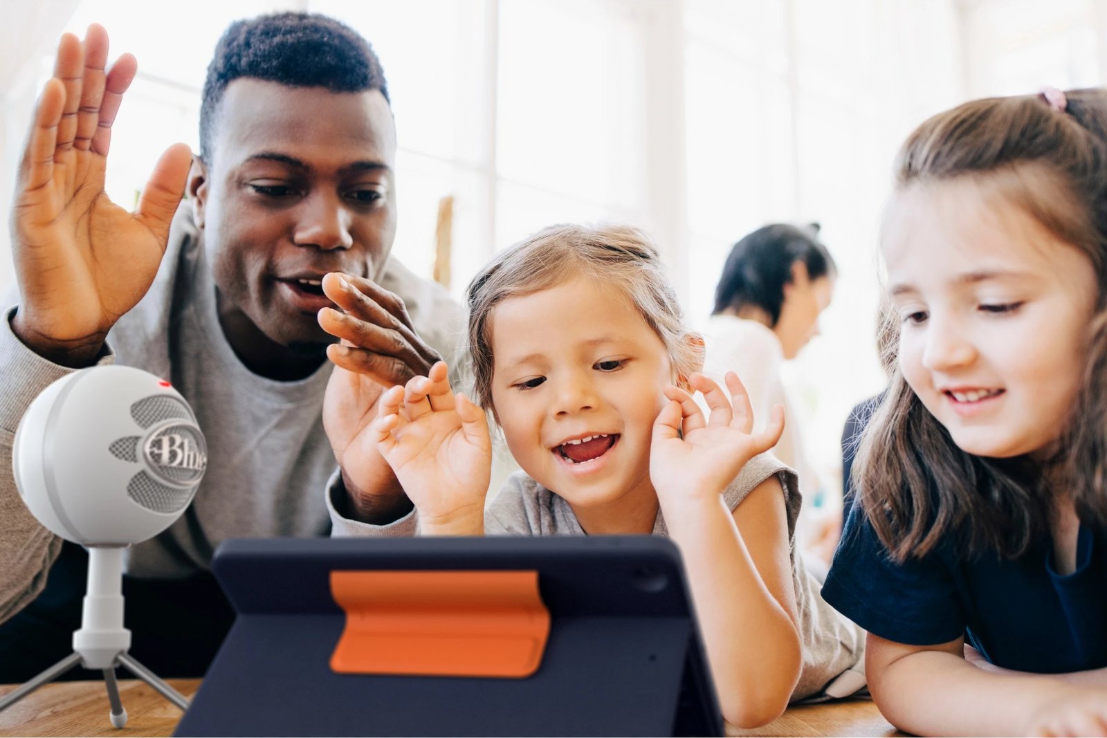 Mbështjellës tastierë Logitech Rugged Combo 3, për iPad (7, 8, 9 gjeneratë), QWERTZ, ngjyrë kaltër