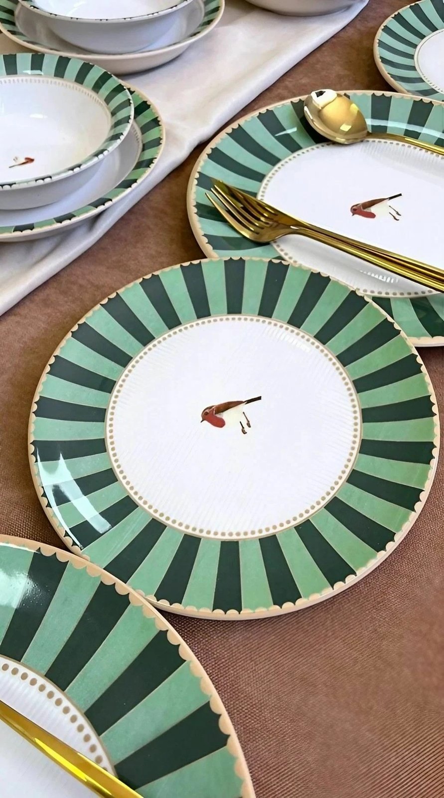 Set enësh për drekë (24 copë), Hermia Concept, Love Bird 24 YT, ngjyrë e gjelbër