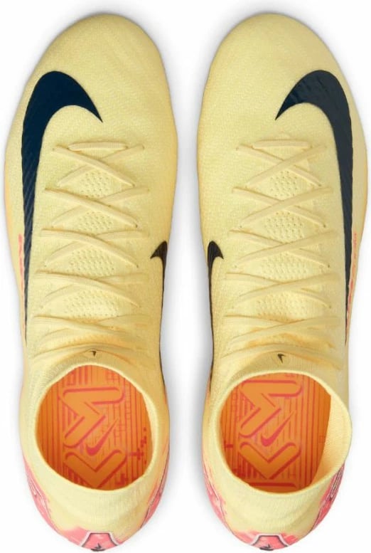 Atlete futbolli Nike për meshkuj, portokalli Atlete futbolli Nike për meshkuj, portokalli