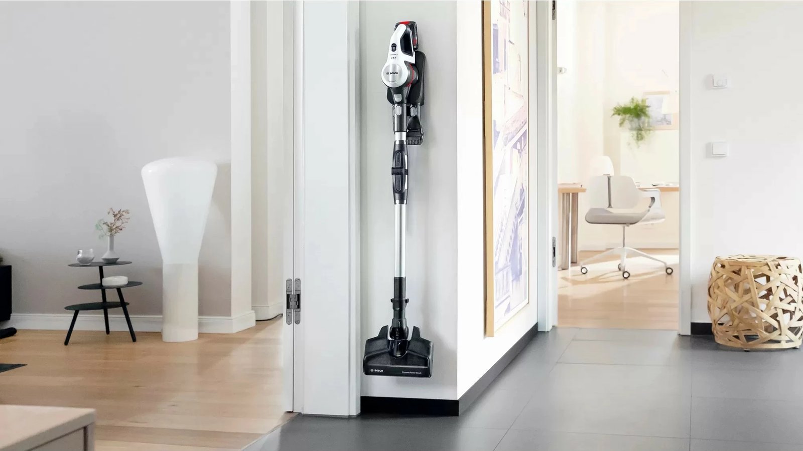 Fshesë stick 2-në-1 Bosch BBS711W, pa qese, 0.3L, e bardhë Fshesë stick 2-në-1 Bosch BBS711W, pa qese, 0.3L, e bardhë