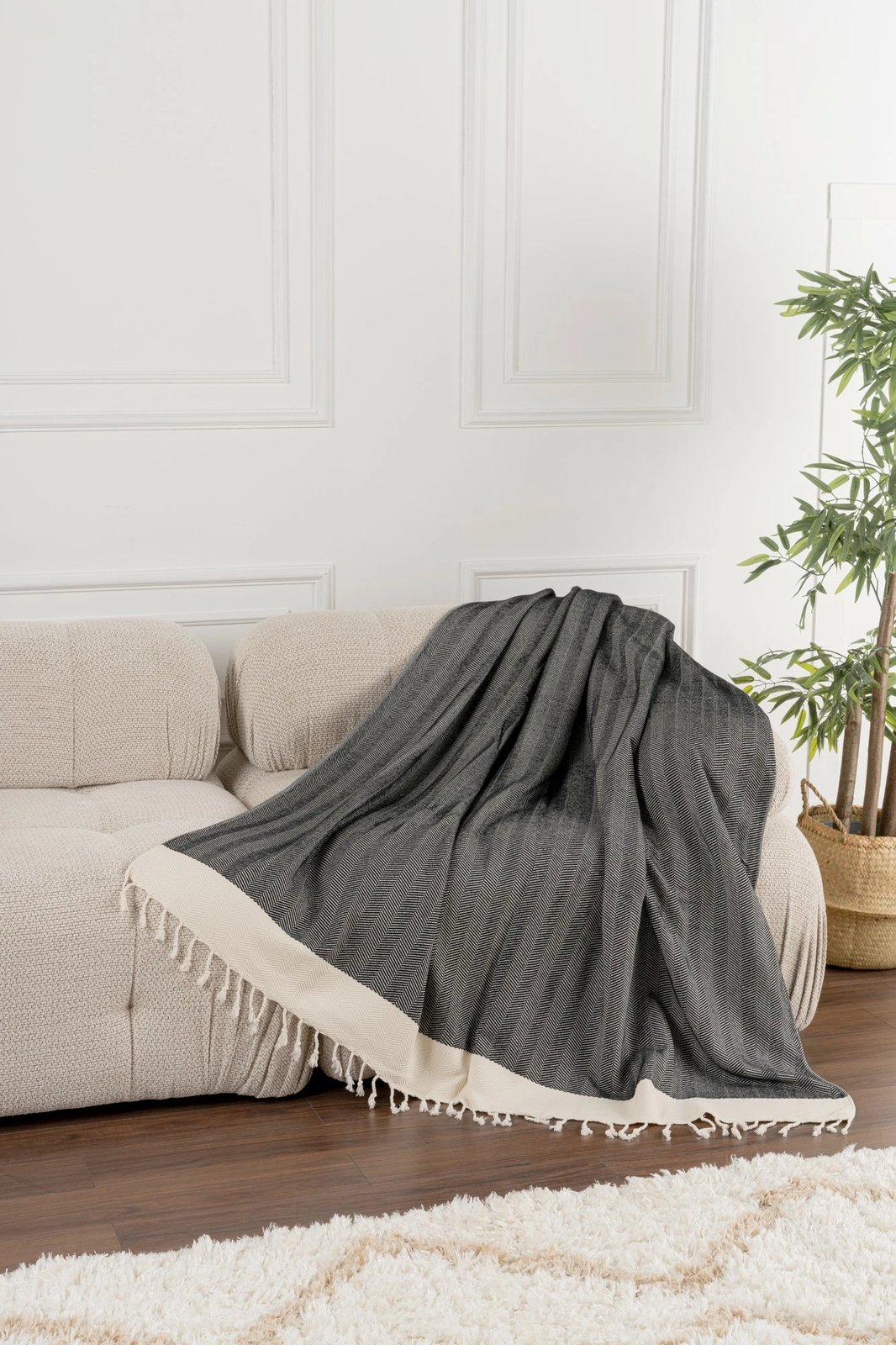 Mbulesë divani L'essentiel, Baliksirti, e zezë