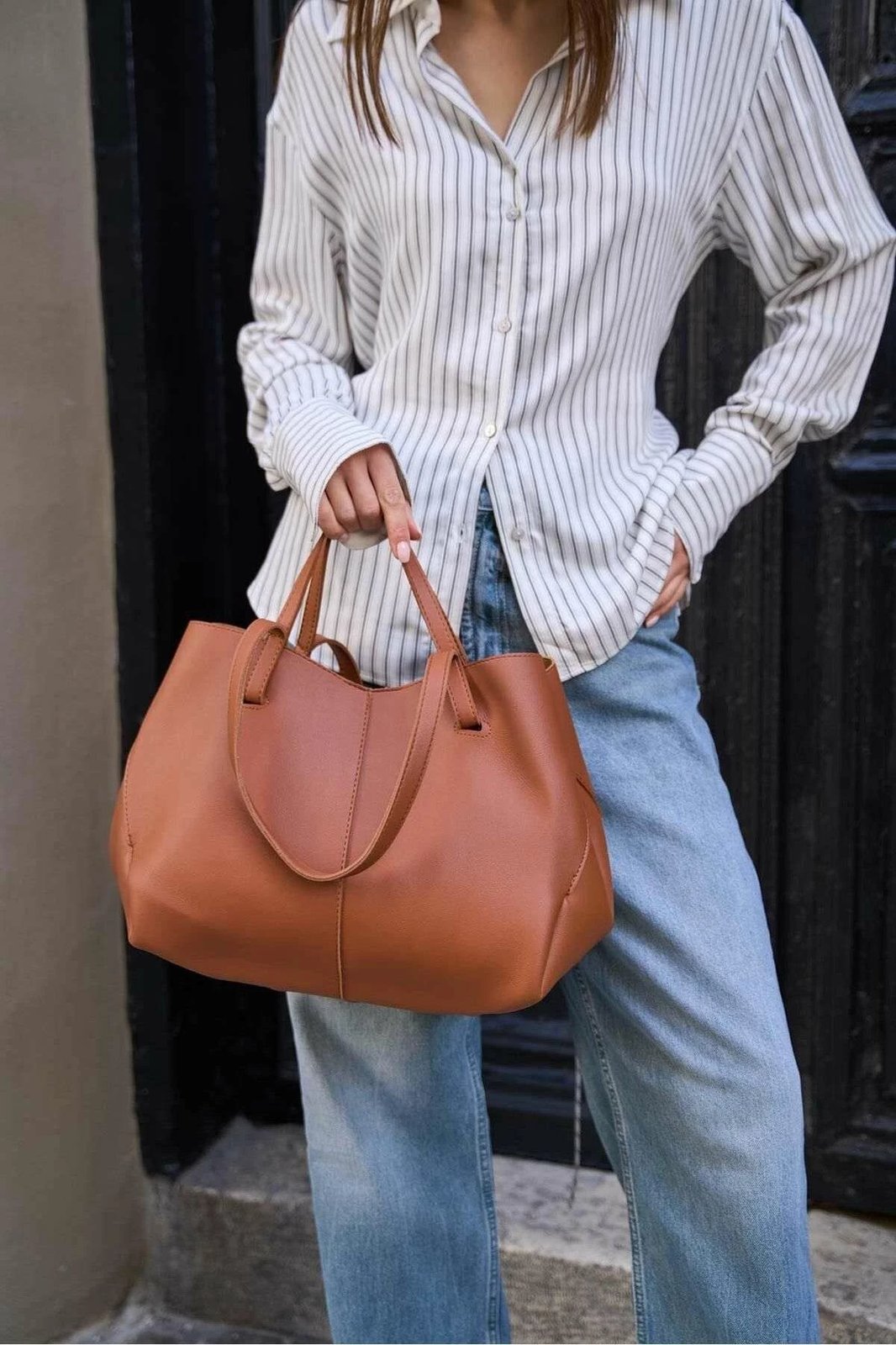 Çantë krahu Zoozie, ngjyrë tan, MK1020024SM25-001