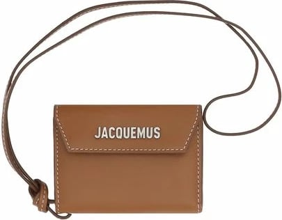 Kuletë Jacquemus, kafe