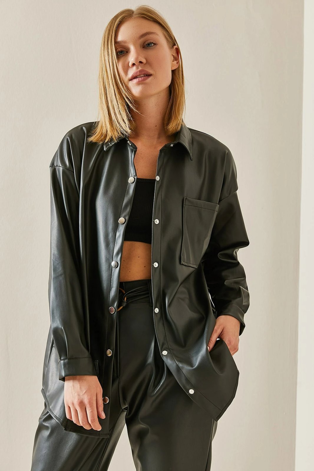 Këmishë e zezë për gra, Jumeon, 3YXK2-47474