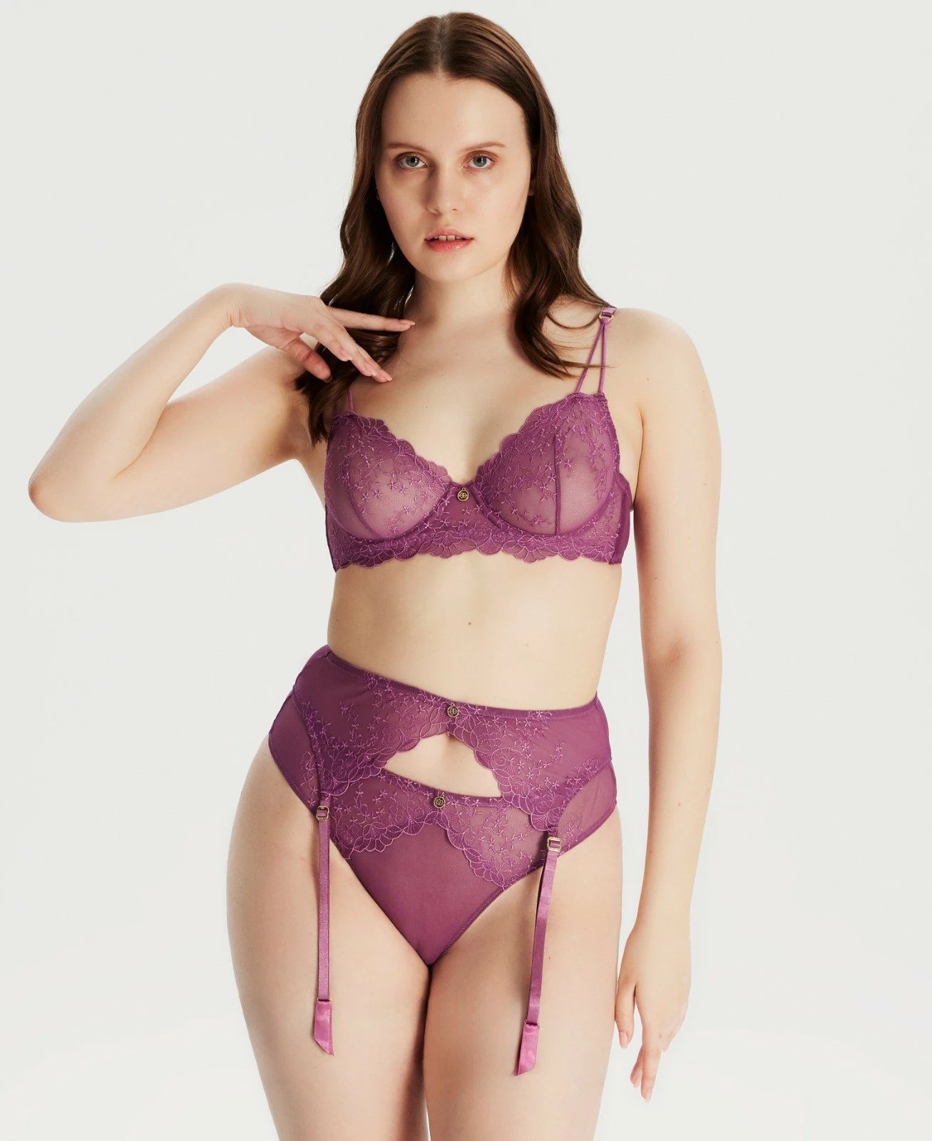 Garter i qëndisur Jumeon, vjollcë