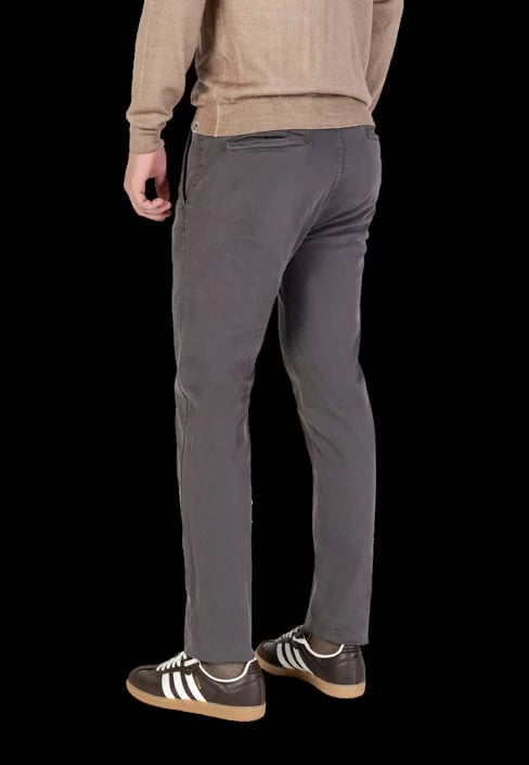 Pantallona Yos meshkuj, gri