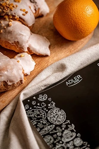 Peshore kuzhine, Adler AD 3171, kapacitet 10 kg, saktësi 1 g, ekran LCD, funksion tare, e zezë