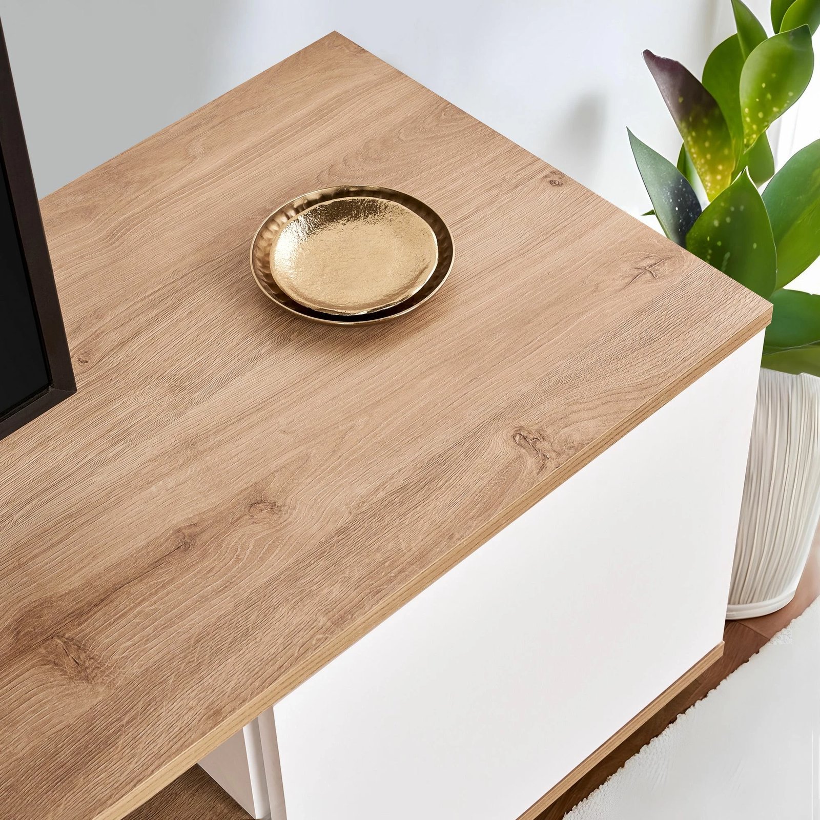 Komodë TV Skye Decor, Veramont, e bardhë, lisi Cadiz