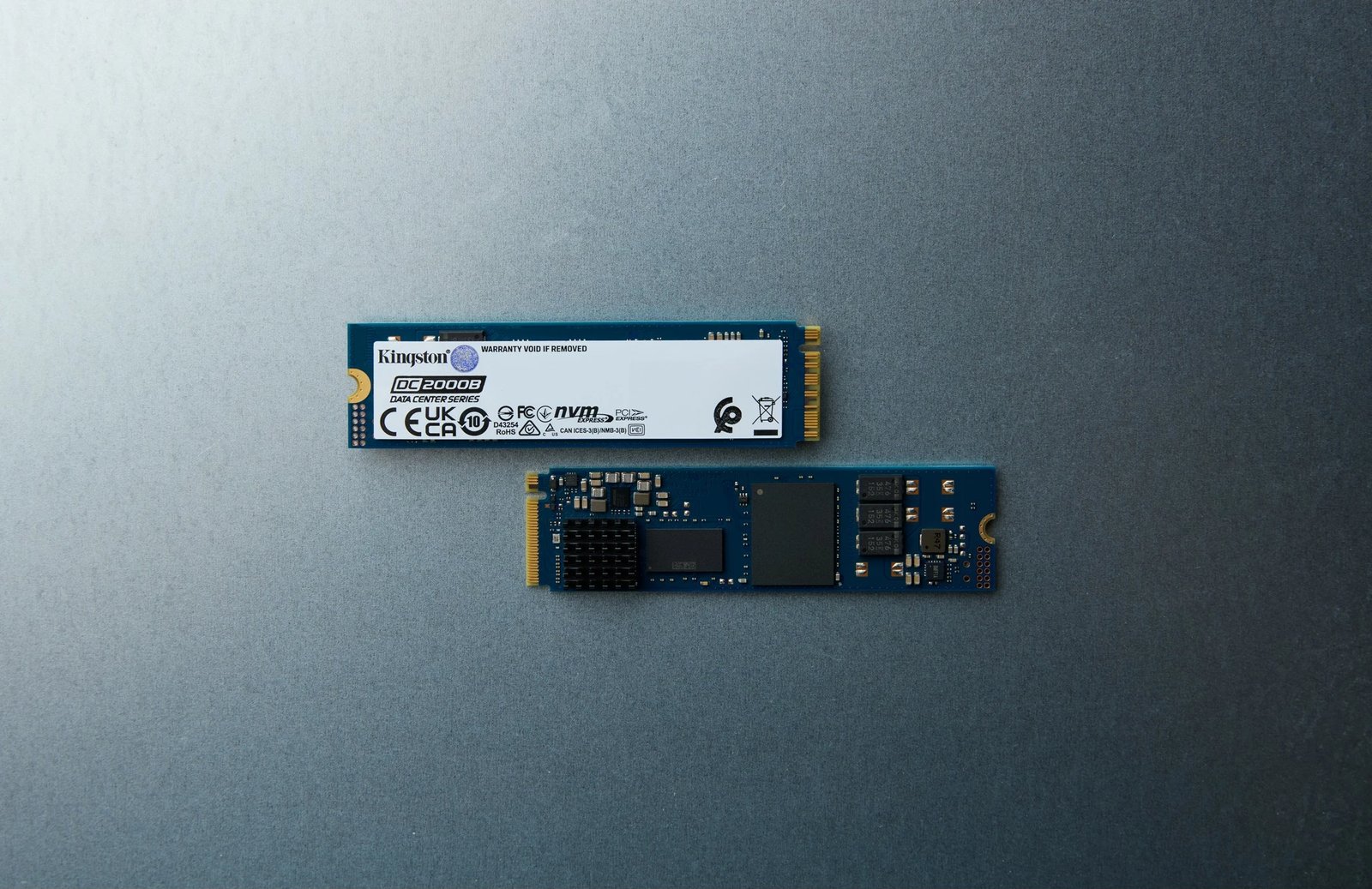 SSD Kingston DC2000B 960 GB PCIe 4.0 M.2, i zi
