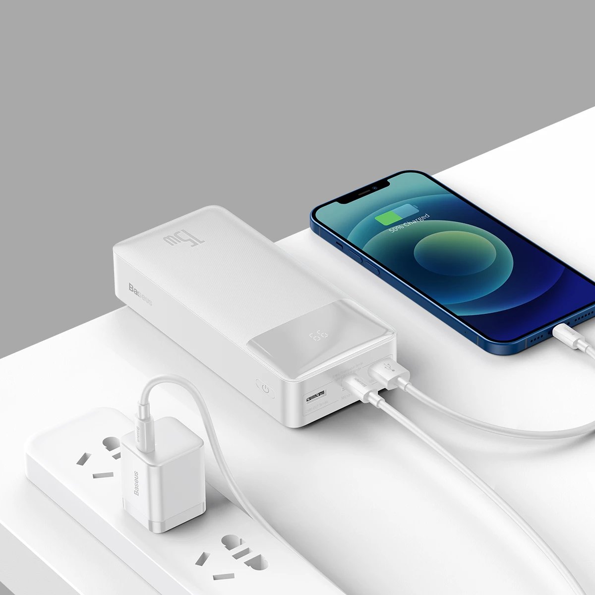 Powerbank Baseus Bipow 30000mAh 15W, me ekran, Bardhë, me kabllo USB-A në Micro USB 0.25m