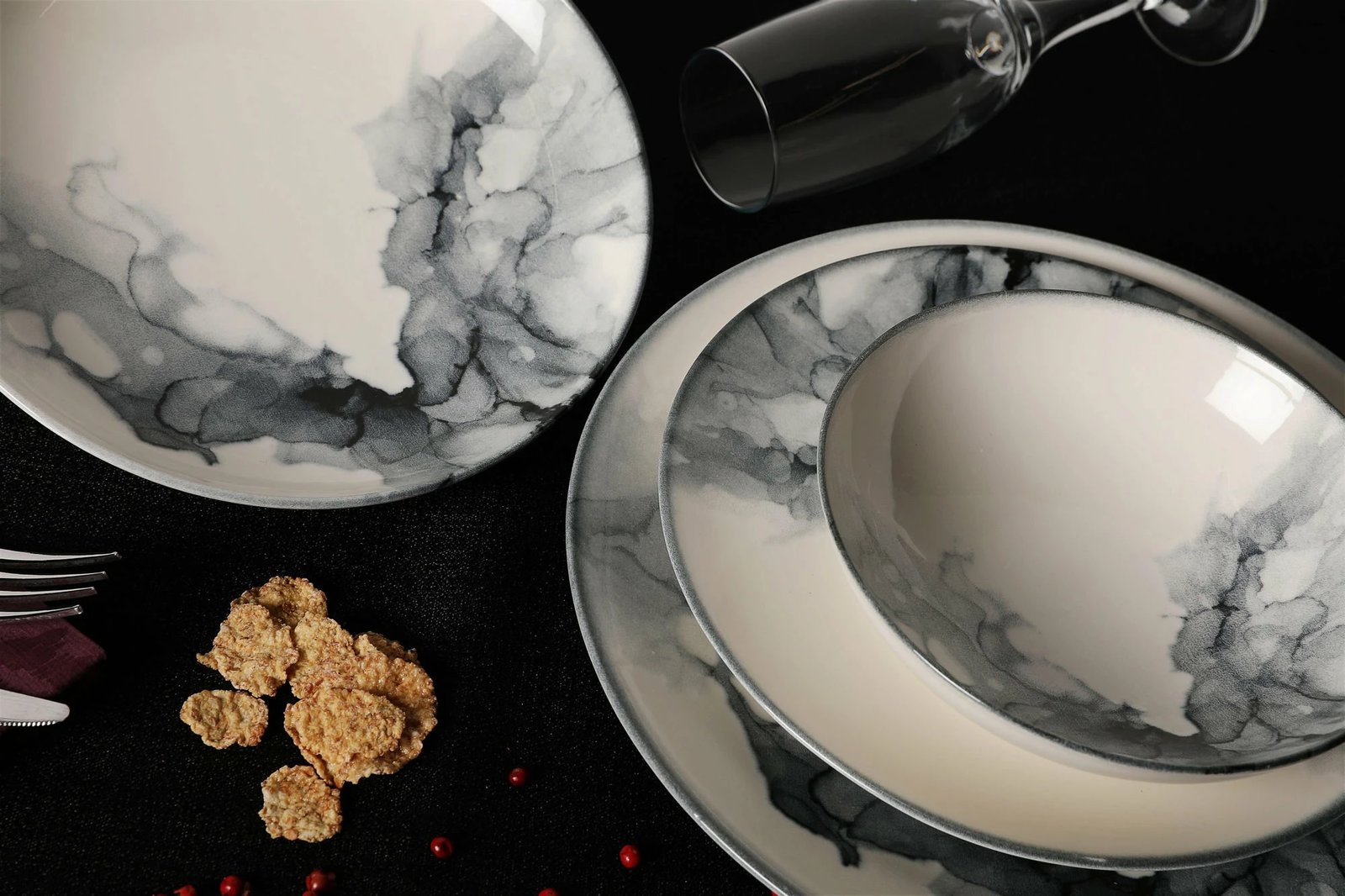 Set darke 24 pjese, Hermia Concept, GBSATN24Y4R1360