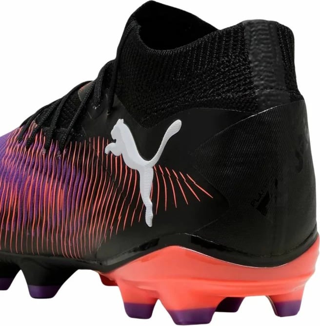 Çizme futbolli për meshkuj Puma, të zeza dhe të kuqe