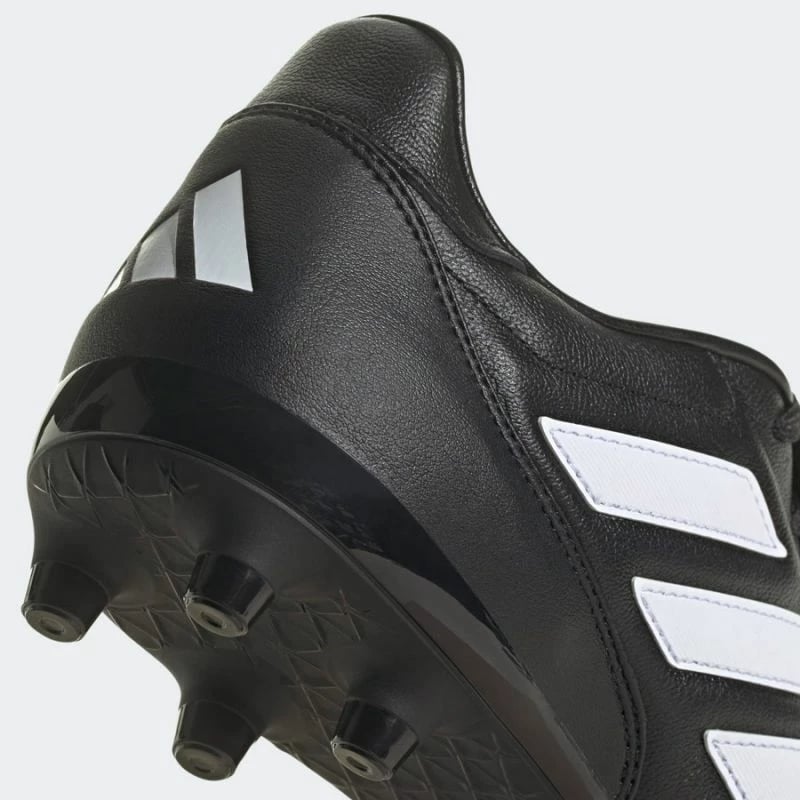 Atletefutbolli adidas Copa për meshkuj, të zeza