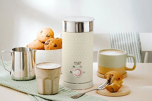 Shkumues qumështi, Adler AD 4495, 4 funksione cappuccino/latte/ngrohje/shkumë e ftohtë, 300 ml qumësht i nxehtë 130 ml shkumë, 500W, bezhë