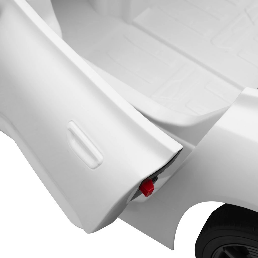 Makina elektrike për fëmijë Baby Mix Maserati GranTurismo 12V 4.5Ah, 2x45W, telekomandë 2.4G, Bluetooth, rrota EVA, sedilje eko-lëkurë, e bardhë