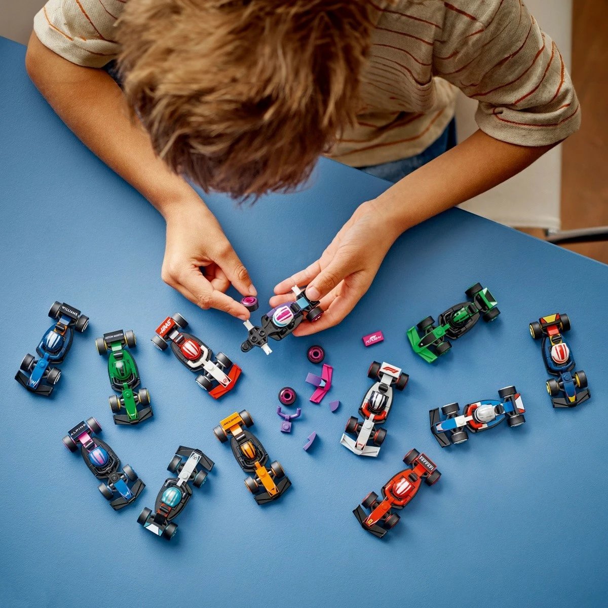 Set LEGO Collector's F1 Race Car 71049, 36 copë, plastikë, shumëngjyrëshe