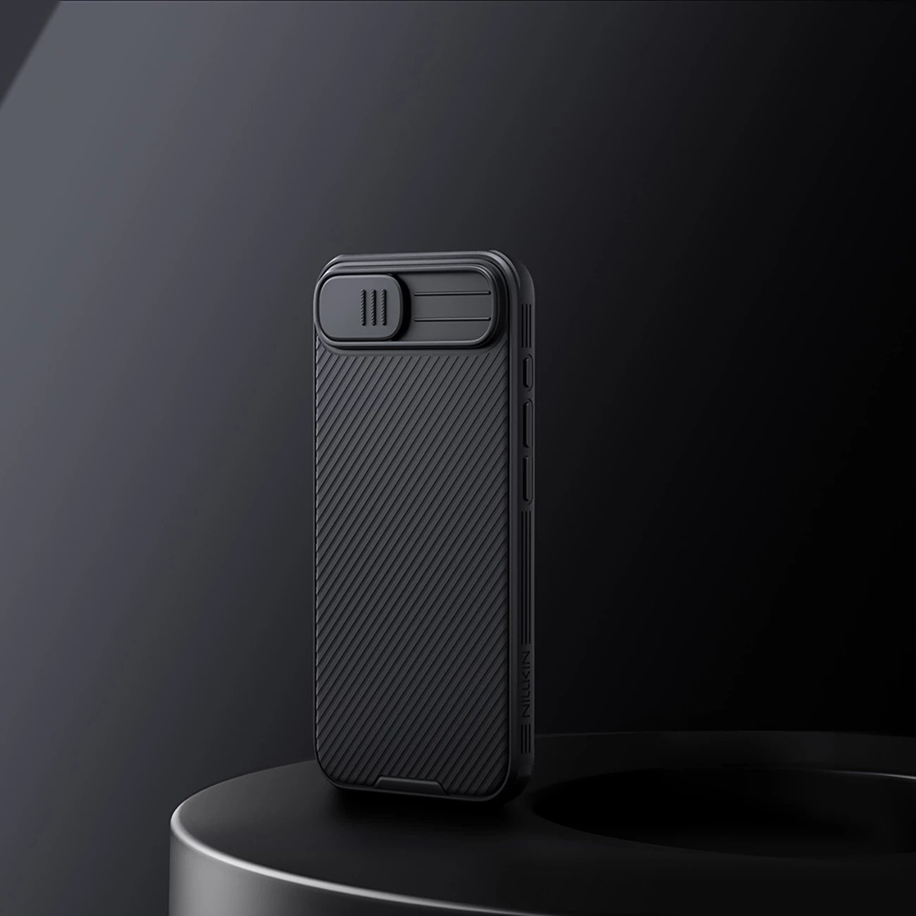 Mbështjellës Nillkin CamShield Pro Magnetic për iPhone 16e, i zi