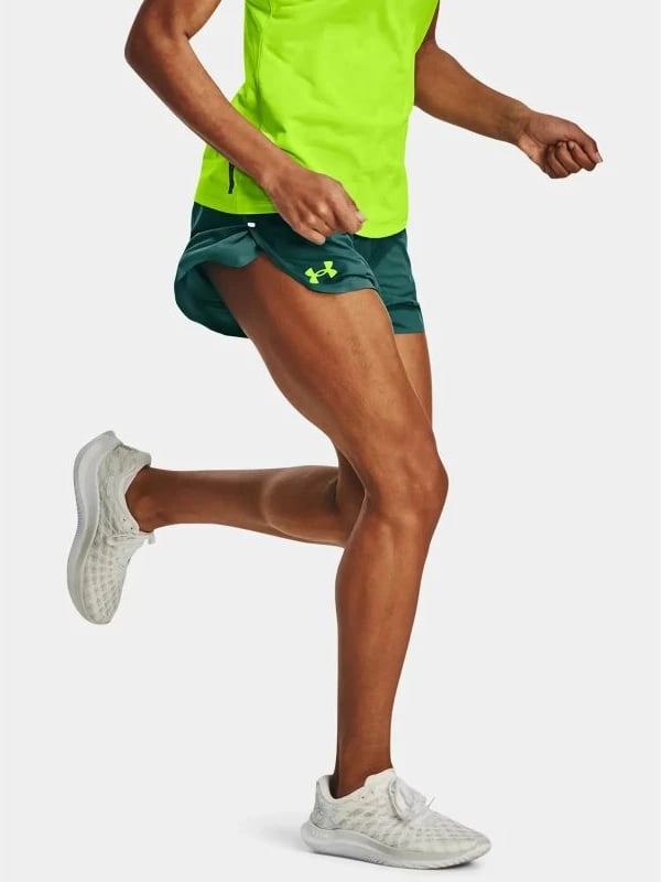 Shorce për femra Under Armour, të gjelbërta