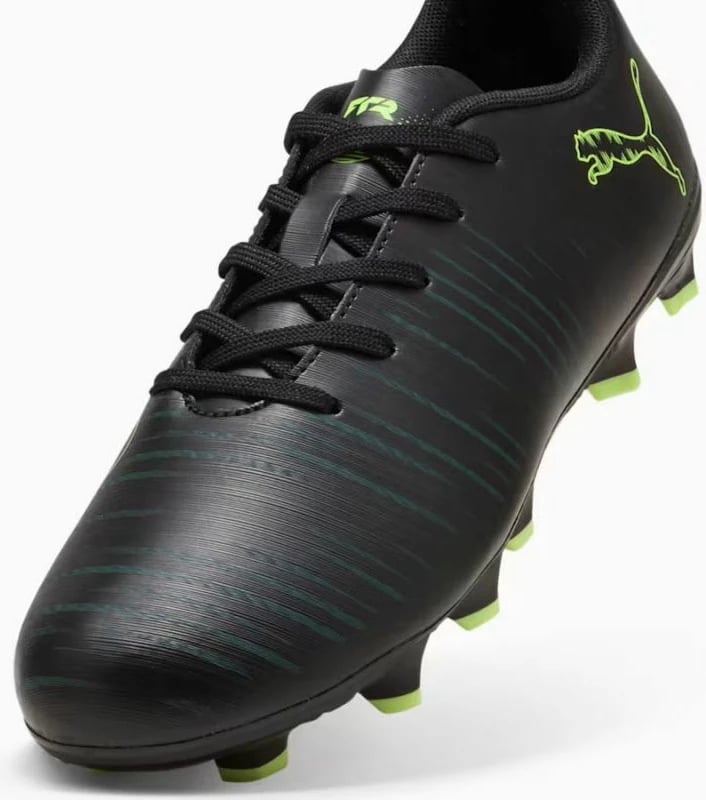 Atlete futbolli për fëmijë Puma, të zeza