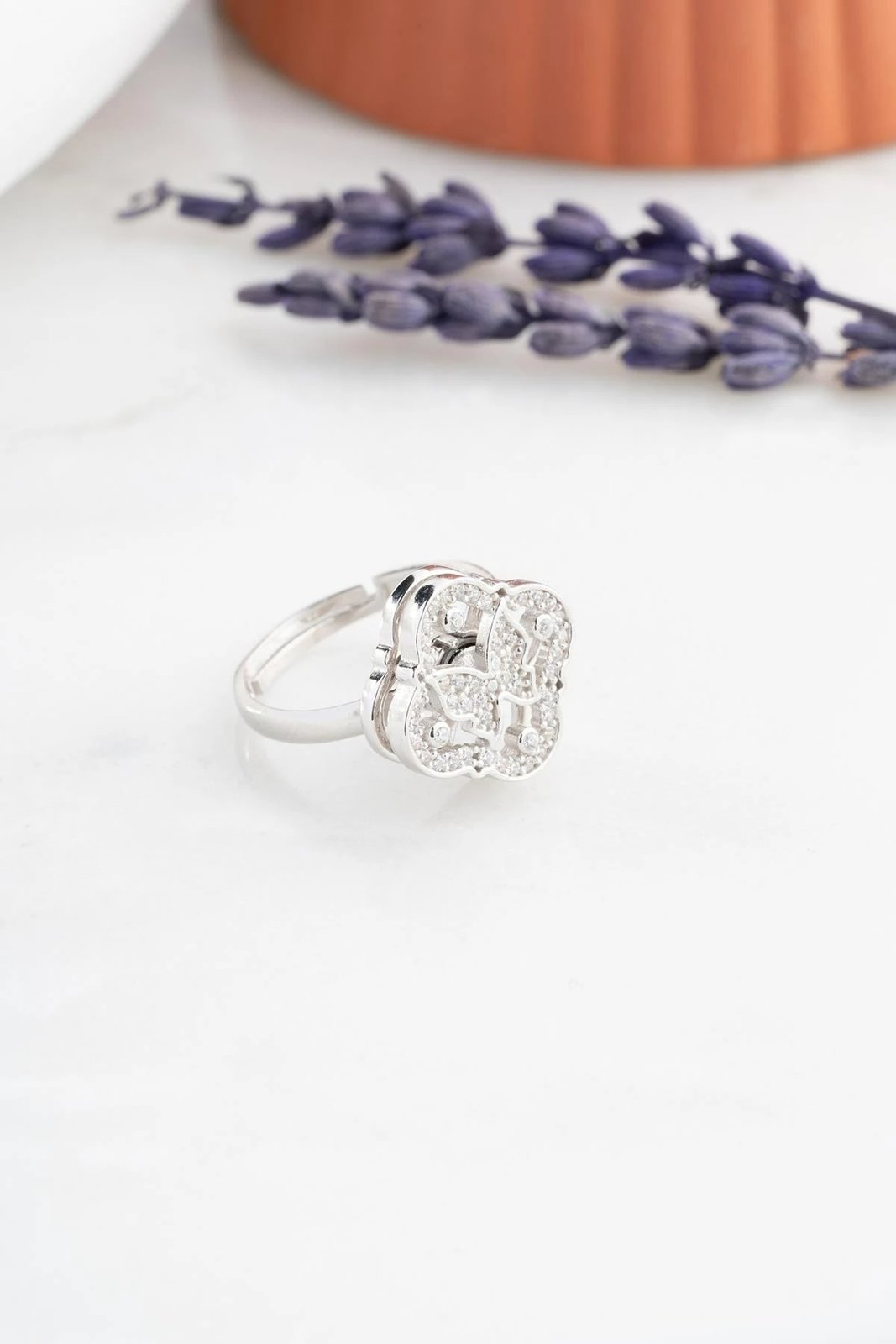 Unazë argjendi Jumeon, NRZ999253