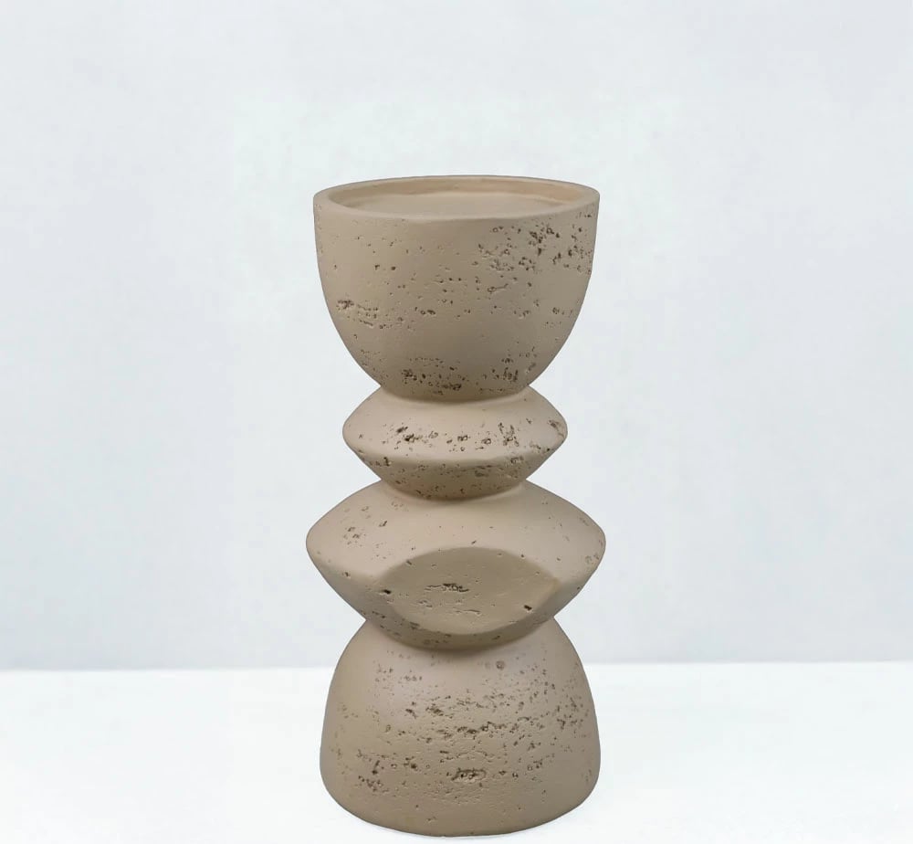 Mbajtës qiriri dekorativ, ngjyrë kafe e çelët, 10x10x20cm, rrëshirë