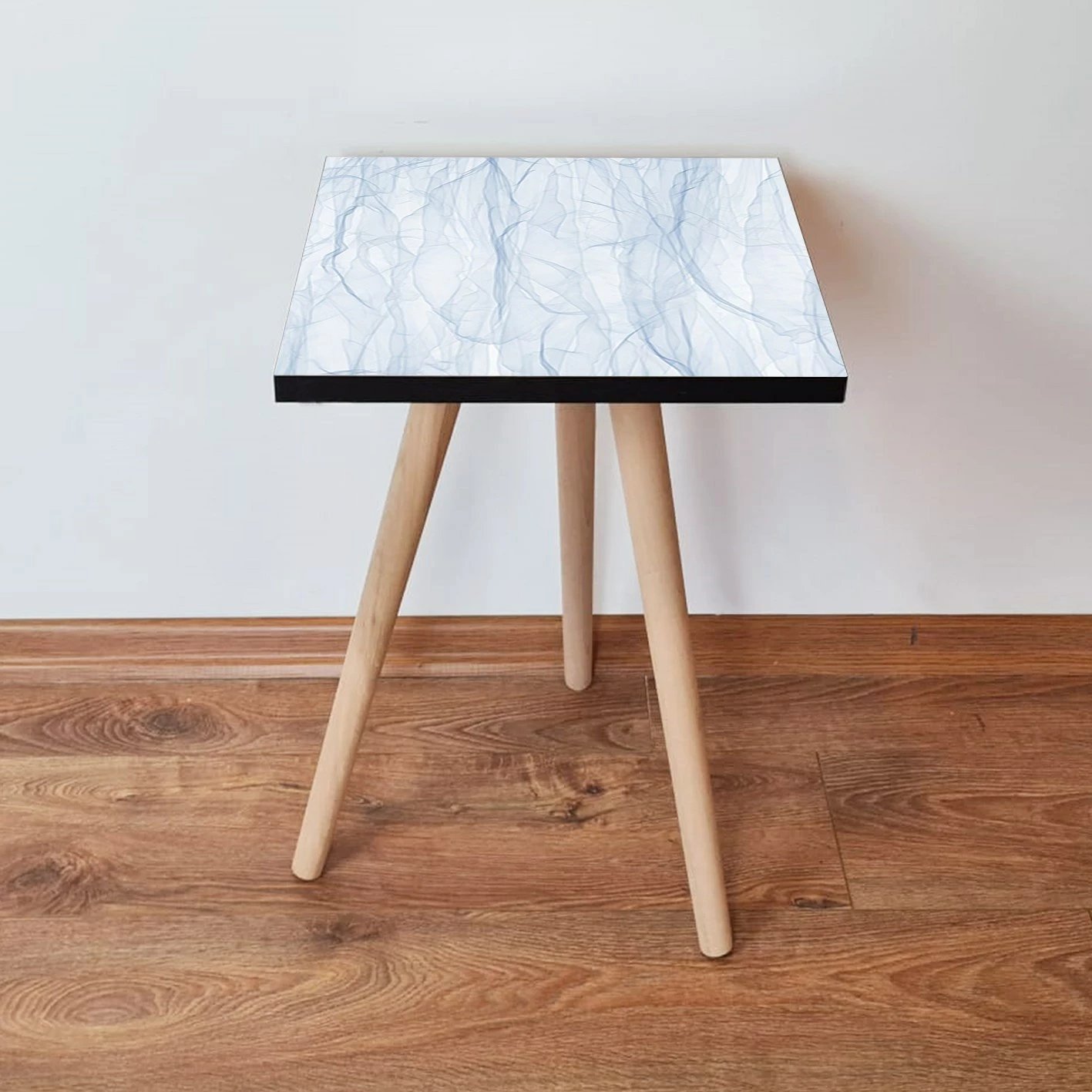 Tavolinë anësore Skye Decor, ngjyrë kaltër e çelët dhe e bardhë, Shp243