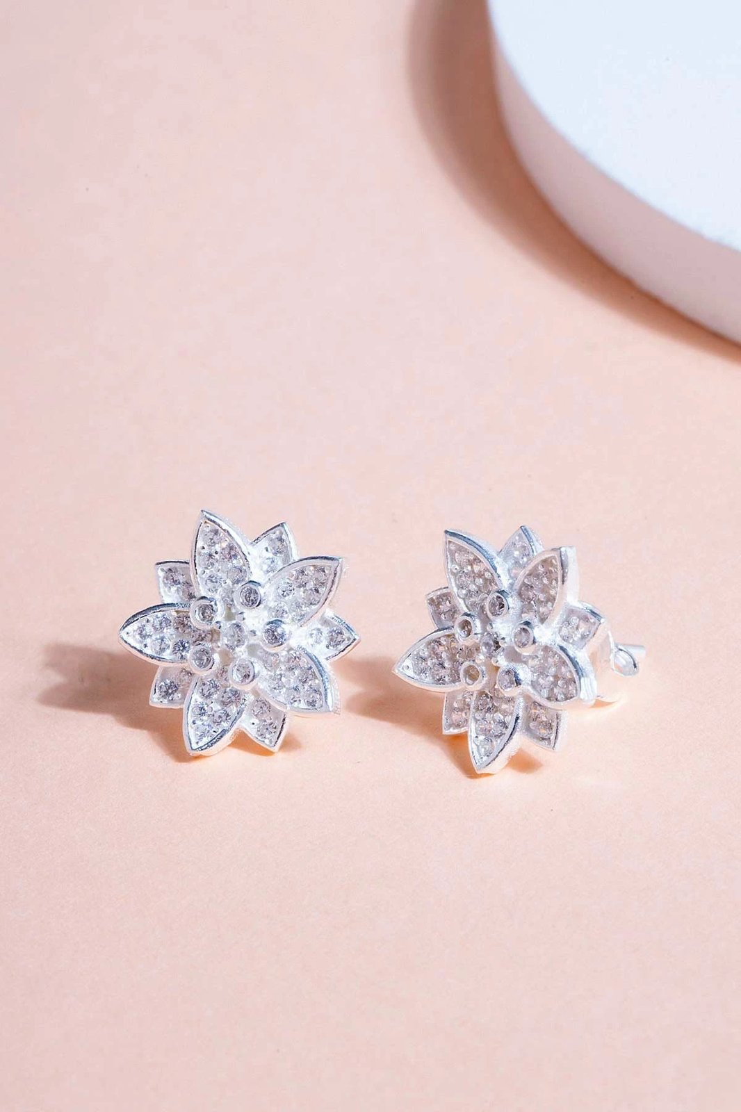 Vathë argjendi, Jumeon, ELKAB92307