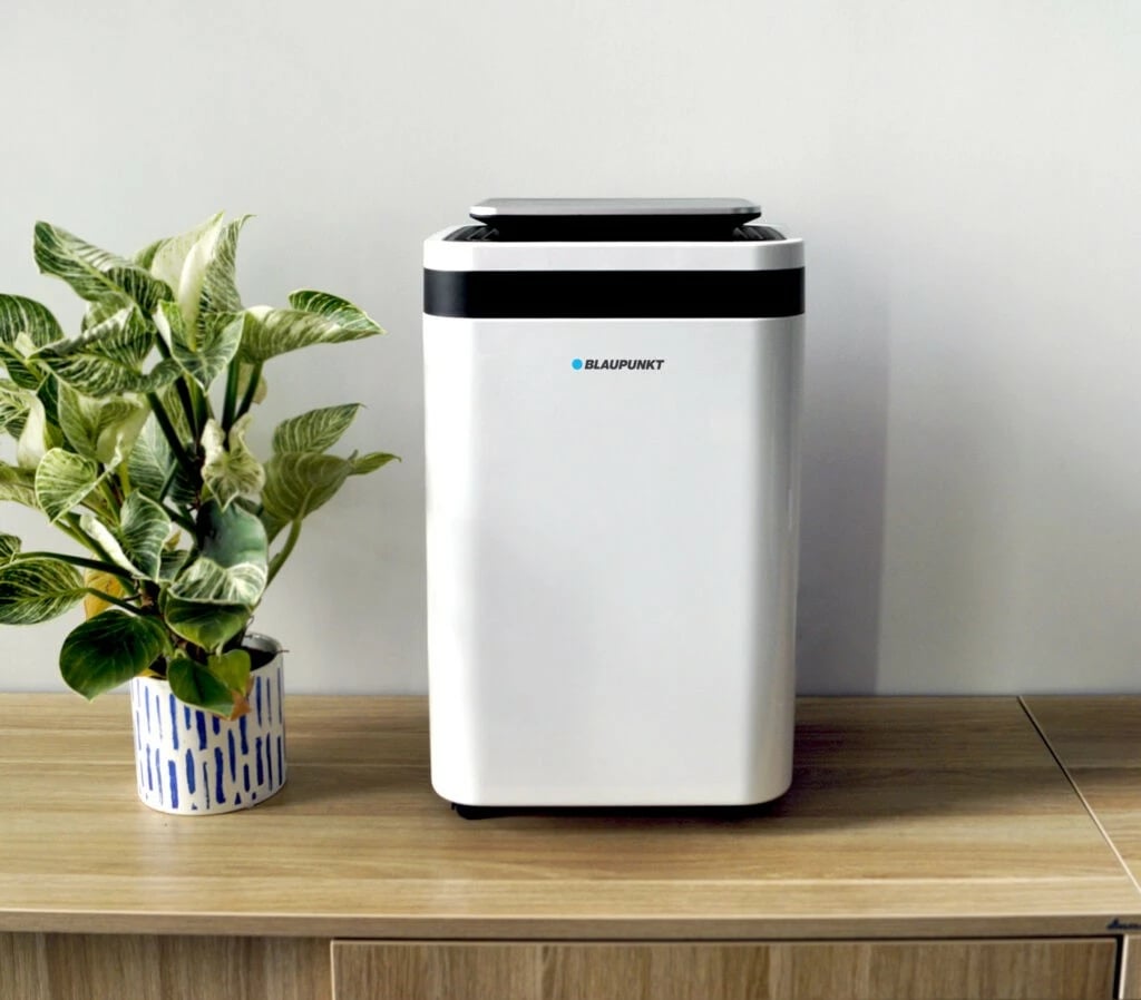 Tharëse ajri Blaupunkt ADH501 me funksion pastrimi ajri, 16L, Bardhë
