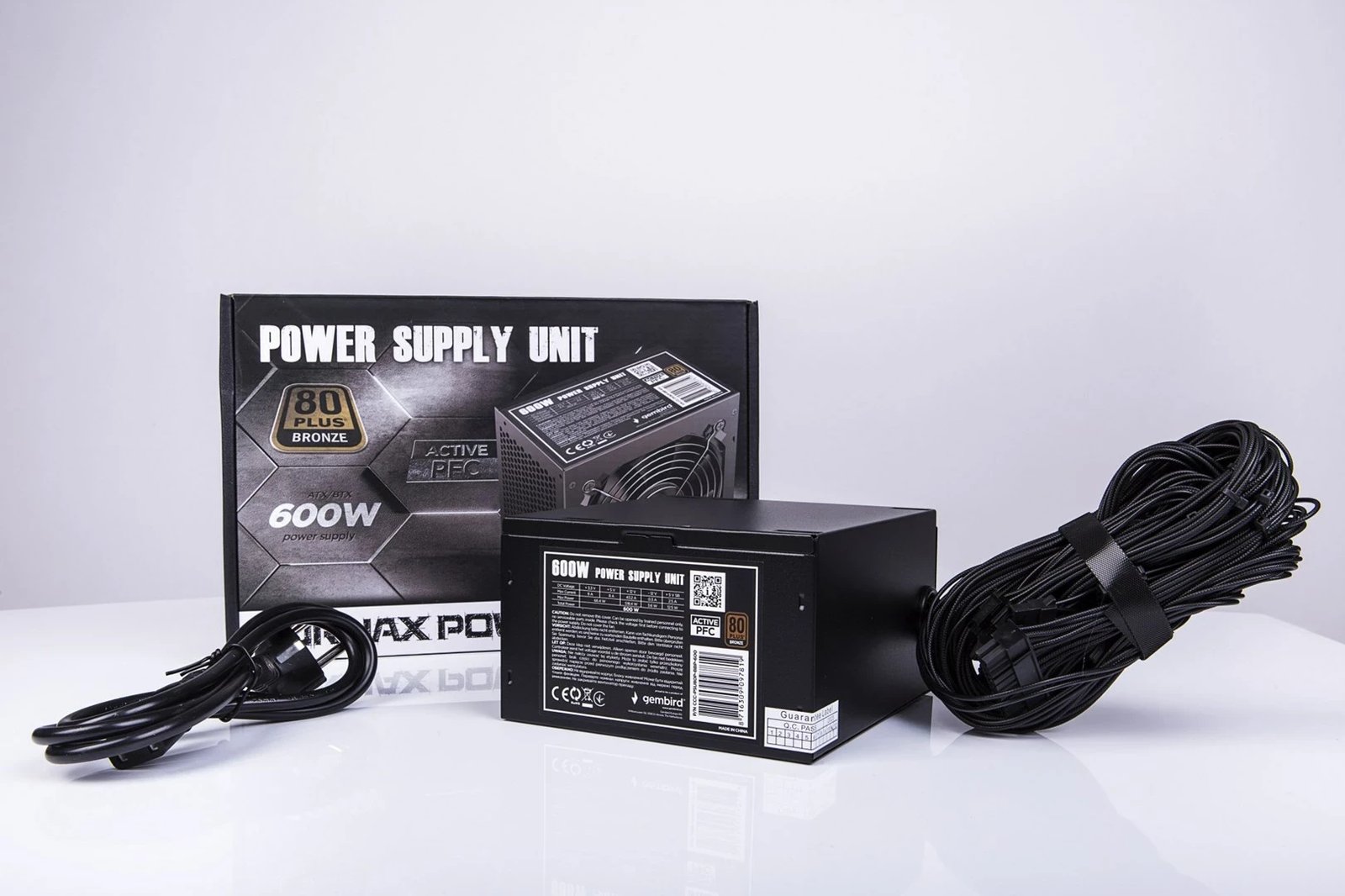 Kasë furnizimi Gembird CCC-PSU80P-BBP-600, 600 W, 80 PLUS Bronze, e zezë