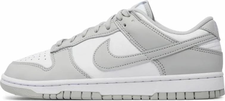 Atlete për meshkuj Nike, të bardha