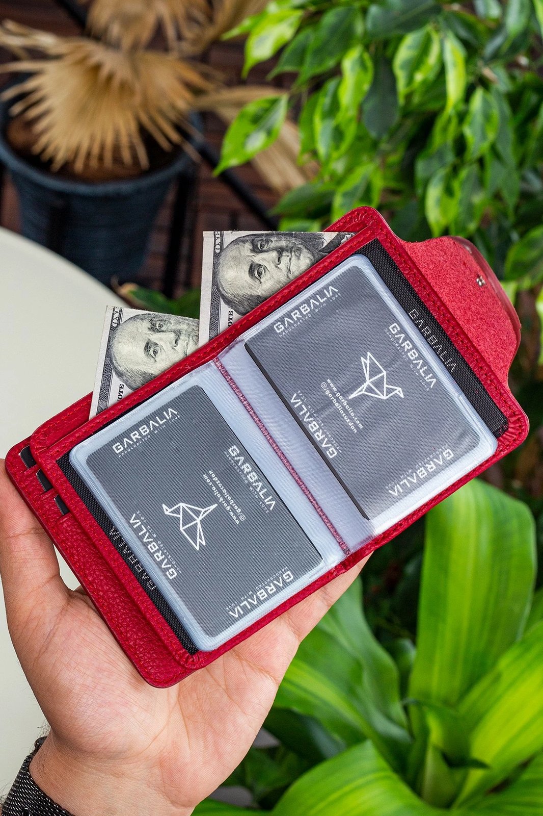 Mbajtëse kartelash Zoozie Bags, Luzern, e kuqe