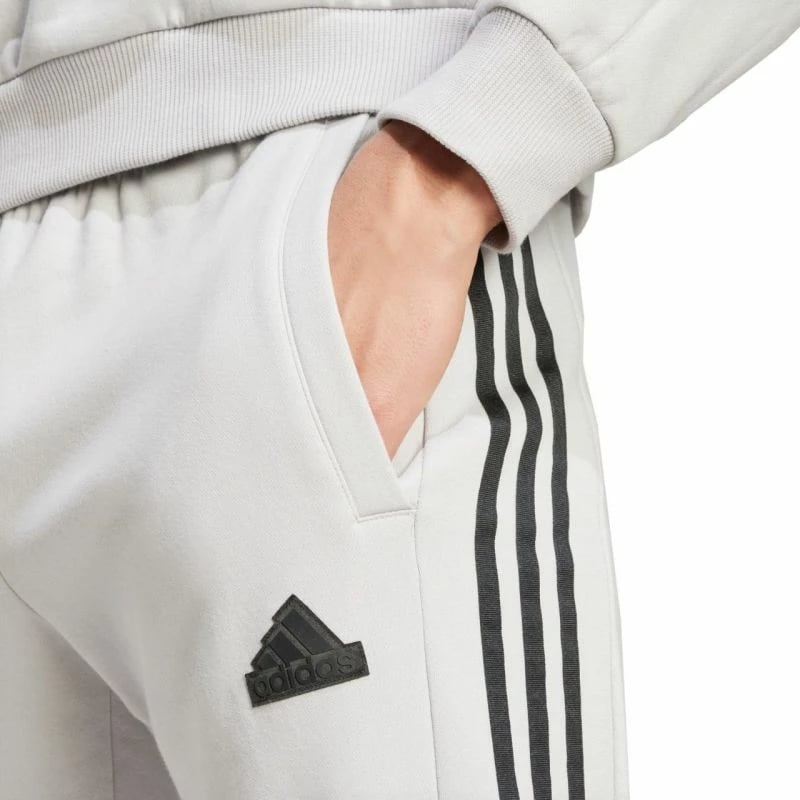 Pantallona adidas për meshkuj, të hirtë