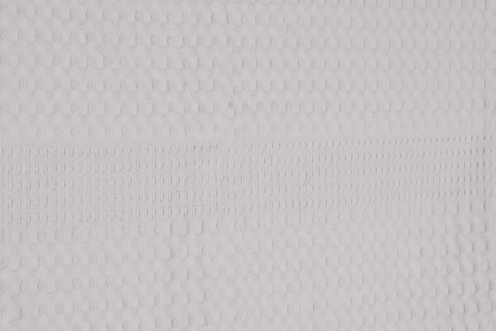 Çarçaf double pique, ngjyrë gri e çelët, me thekë dore, 220x240cm