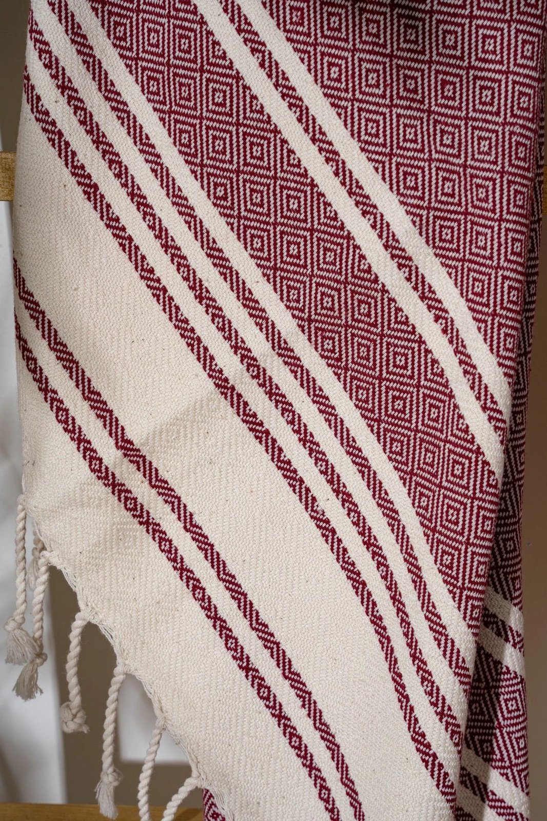 Peshqir plazhi Fouta, ngjyrë e kuqe Claret, Mijölnir, New Diamond, 90x170cm